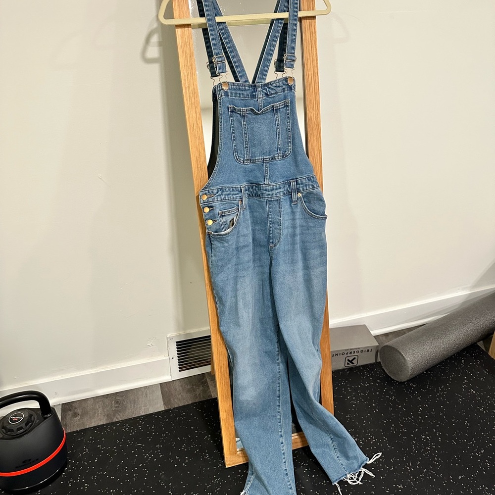 Universal Thread Light Blue Denim Overalls